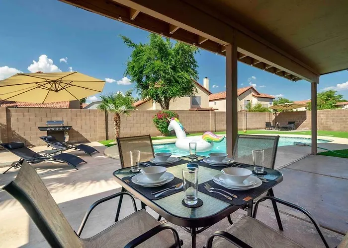 Holiday home Pool Fireplace 5 Mi From West Gate *